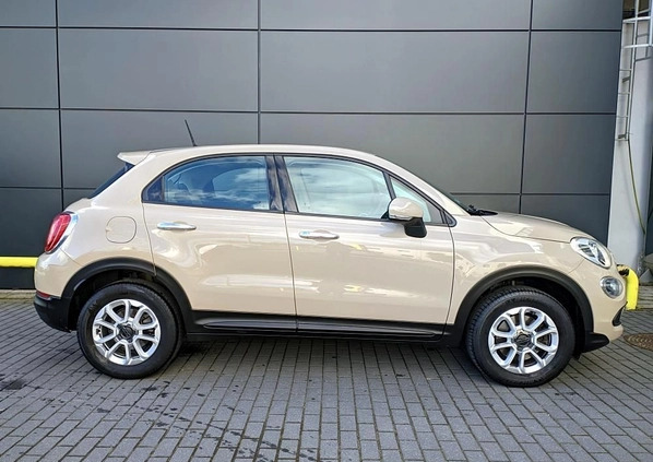 Fiat 500X cena 66900 przebieg: 92150, rok produkcji 2018 z Zakroczym małe 379